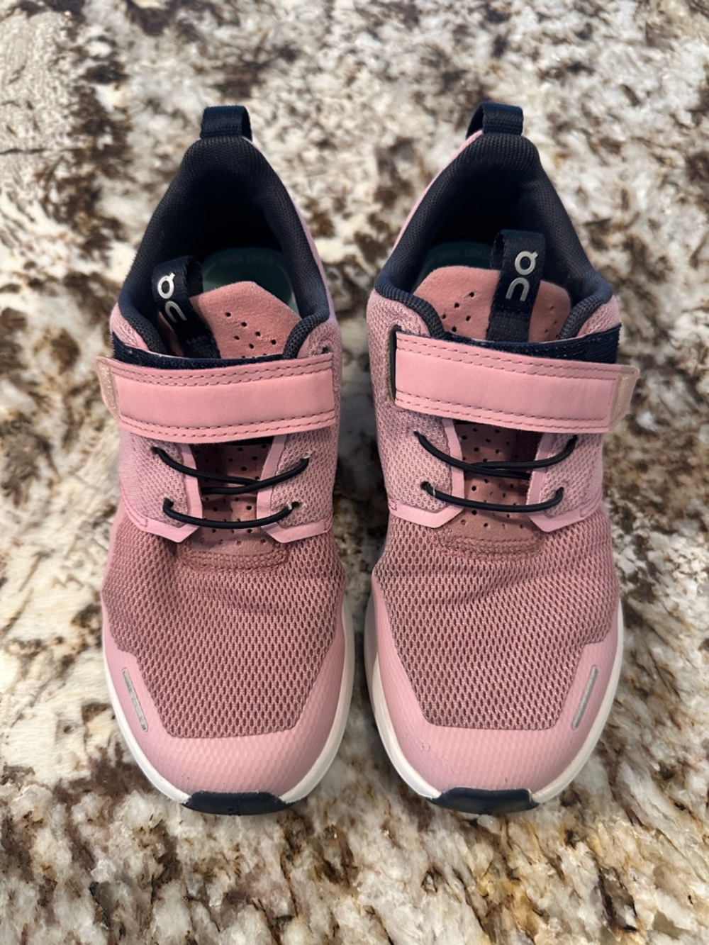 On Running Kids Pink and Navy Velcro Mesh Sneakers